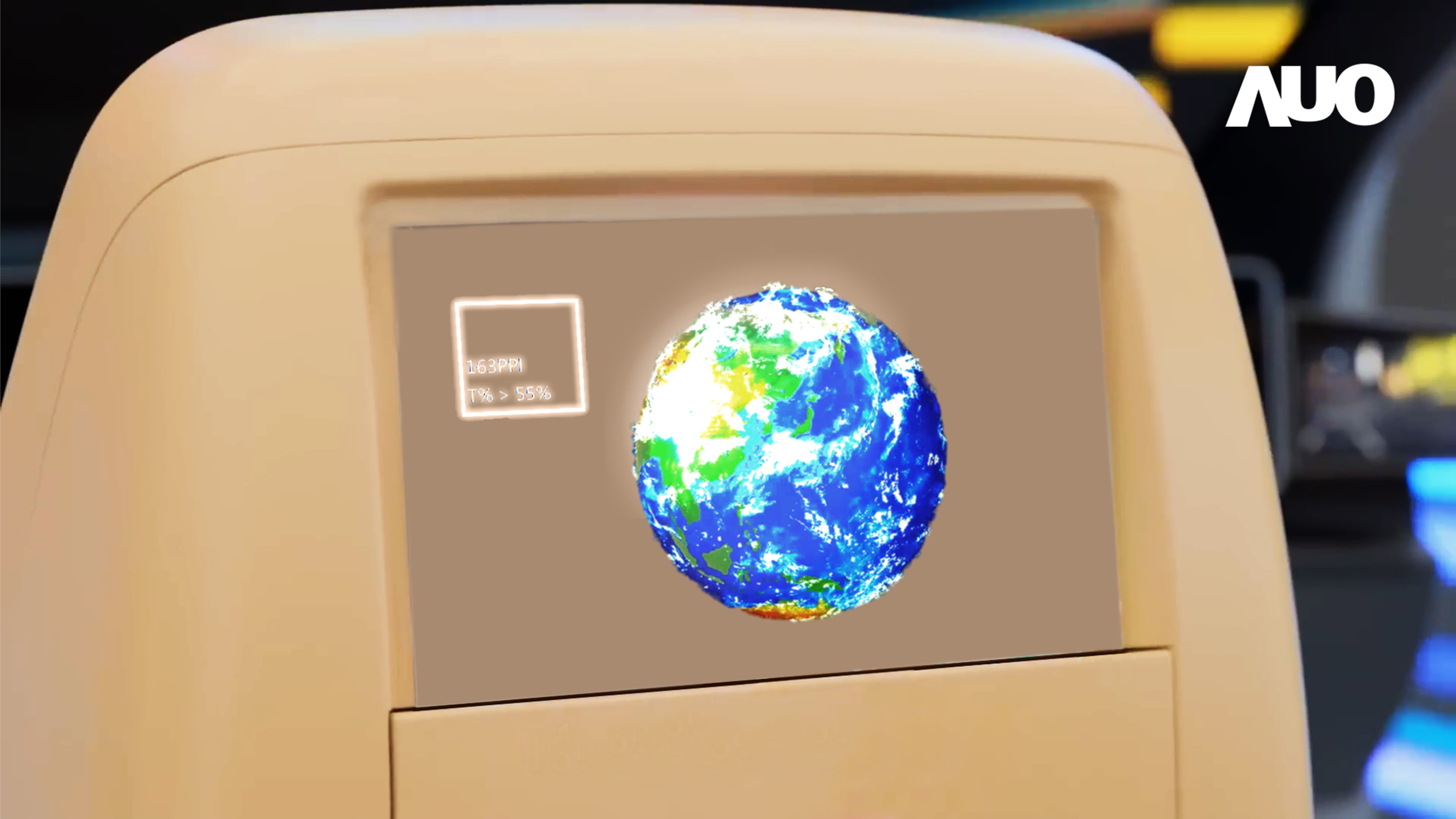 FUN88乐天突破设计与制程挑战，推出全球最高分辨率163ppi的13.5吋透明Micro LED面板，并积极布局智能车市场，以期拓展透明显示应用的可能性